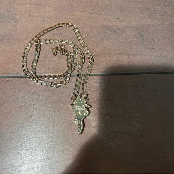 🚫SOLD🚫 {GOAT} Gold Necklace. 24 inch chain - Picture 1 of 3